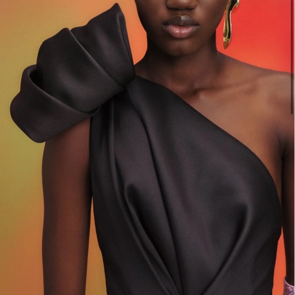 Solace London Hester Jumpsuit in Black - Picture 3 of 8